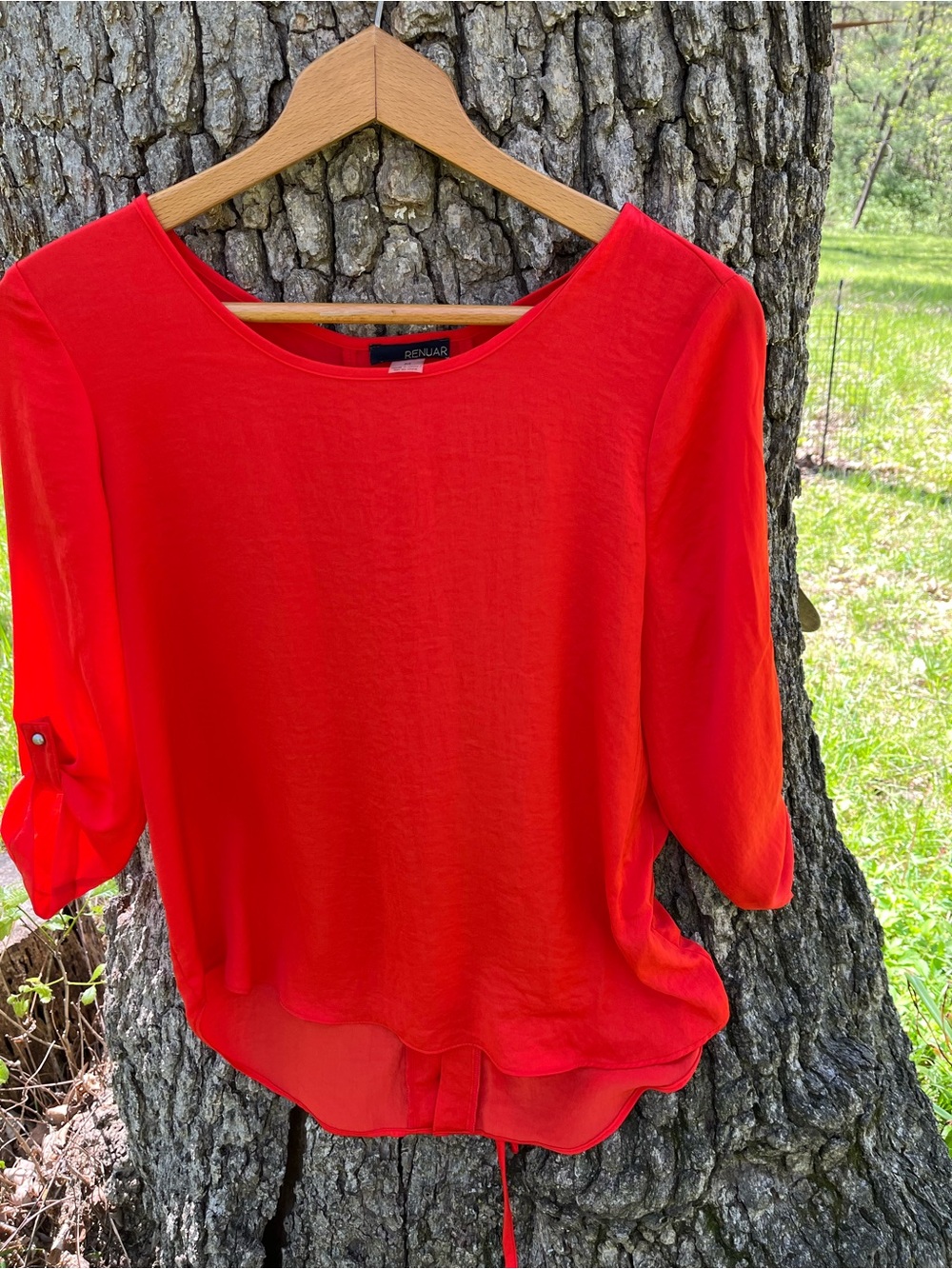 ⭐️Renuar Grommet Back Blouse in size M